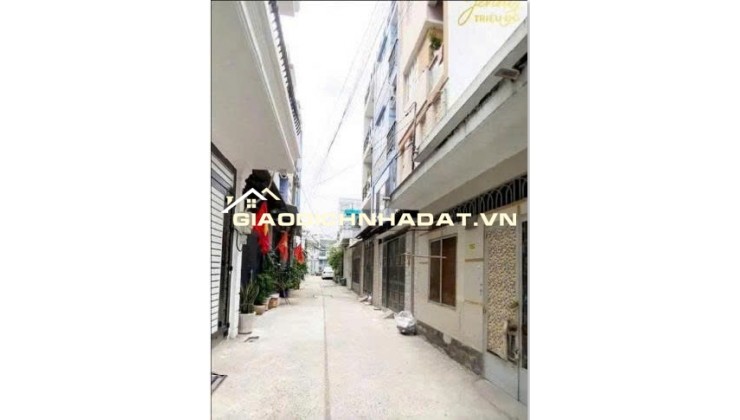 Bán hoặc cho thuê nhà hẻm xe tải Đô Đốc Long Tân Phú 2PN, 2WC