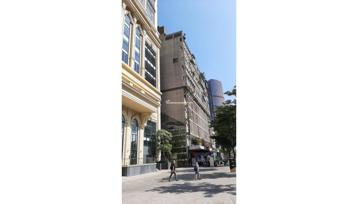 Bán căn hộ 12 Võ Văn Kiệt Q1 ngay trung tâm thành phố DT 71m2