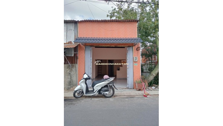 Bán nhà chính chủ ngay khu Đồng Diều Hóc Môn chỉ 946tr MT đường lớn