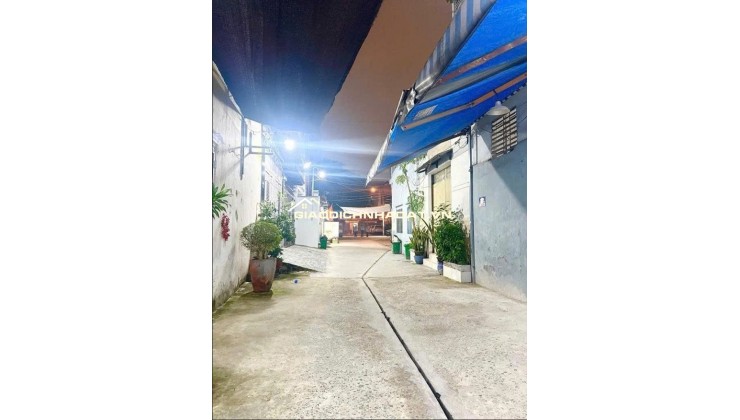 Bán hoặc cho thuê nhà hẻm xe tải Đô Đốc Long Tân Phú 2PN, 2WC