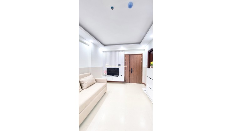 Chính chủ bán CH Iris Tower 59.4m2 2PN-2WC, 1.75 tỷ. Sổ sẵn, T17 H.Nam thoáng, có nội thất