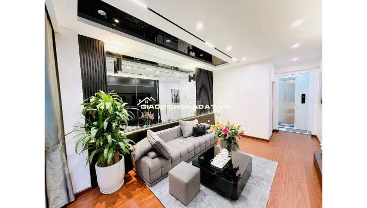 KHƯƠNG ĐÌNH NHÀ MỚI XÂY-  6 TẦNG THANG MÁY - CHƯA TỚI 10 TỶ TẶNG KÈM NỘI THẤT XÁCH VALI VÀO Ở NGAY.