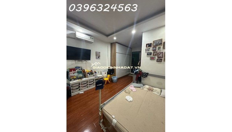  Bán Nhà Đỗ Quang - Cầu Giấy 40m2 Phân Lô Kinh Doanh Ô Tô Vào Nhà 18.9 Tỷ