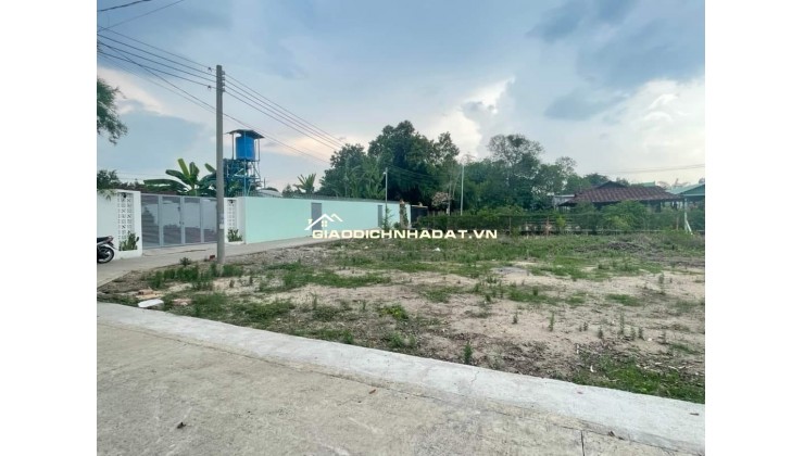 BÁN GẤP 2 LÔ 10X41=420M2 SHR NHỰA 16M NGAY KCN DÂN CƯ ĐÔNG, TIỆN XÂY TRỌ GIÁ 660TR