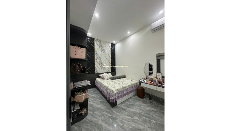 Bán nhà 2 tầng chỉ 7 tỷ 95 ngay trung tâm quận Cẩm Lệ, Đà Nẵng