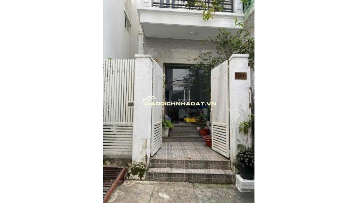 Cho thuê mặt bằng làm văn phòng, mở lớp học, mở shop ở Quận 4