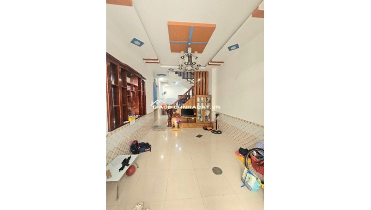 TRUNG TÂM TRƯỜNG THỌ - NHÀ 3 TẦNG 4PN RỘNG RẢI - ĐẦY ĐỦ CÔNG NĂNG - KHU DÂN TRÍ CAO - OTO NGỦ TRONG NHÀ
PHƯỜNG THỦ ĐỨC