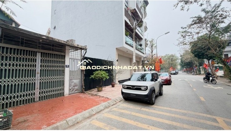 ĐẤT MẶT PHỐ GIANG BIÊN- VIỆT HƯNG 64M2 - HƠN 18 TỶ