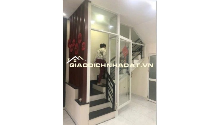 Bán hoặc cho thuê nhà hẻm xe tải Đô Đốc Long Tân Phú 2PN, 2WC