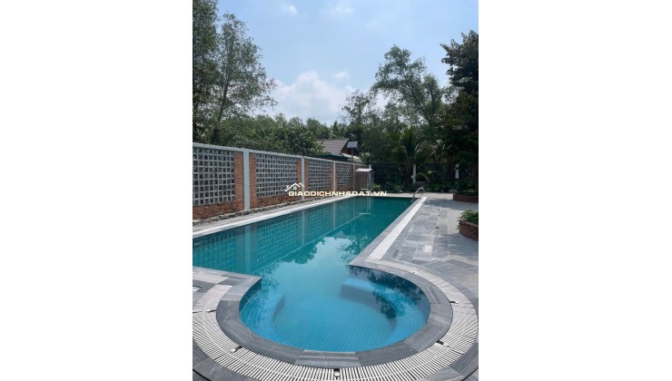 Chính chủ bán gấp biệt thự nhà vườn có hồ bơi 621.9m2 ở Thủ Đức