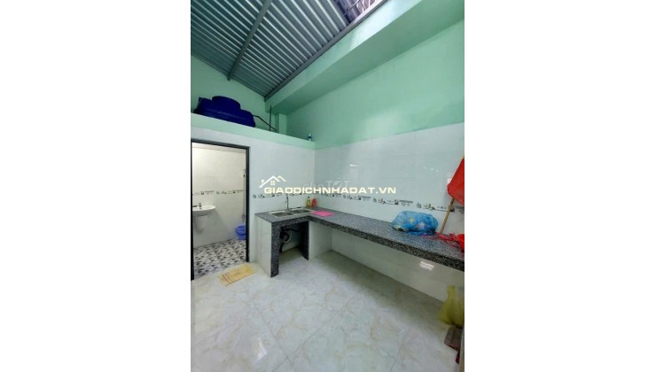 Cho thuê kho 135m2 mặt tiền Tùng Thiện Vương P11 Q8