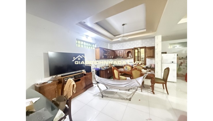 Bán Biệt Thự Mặt Tiền Linh Đông Thủ Đức -243m2 ngang 7m  - Vừa Ở Vừa Kinh Doanh - 36 Tỷ