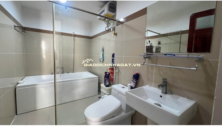 Căn hộ 98m2 Q7 giá 3.6 tỷ: 3PN, view thoáng, vị trí trung tâm, gần trường học, liên hệ ngay 0907951568