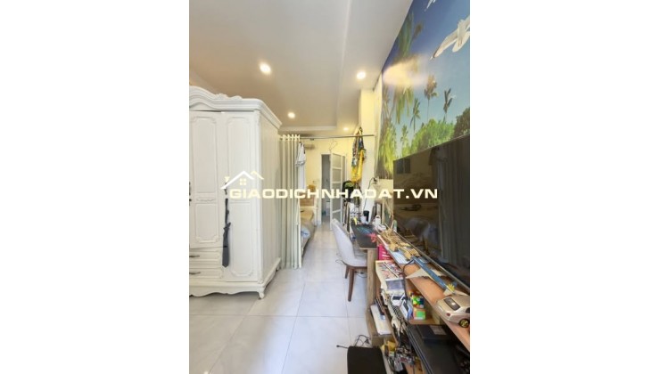 Nhà Đường Nguyễn Tiểu La Quận 10 Phường 5 Cũ.