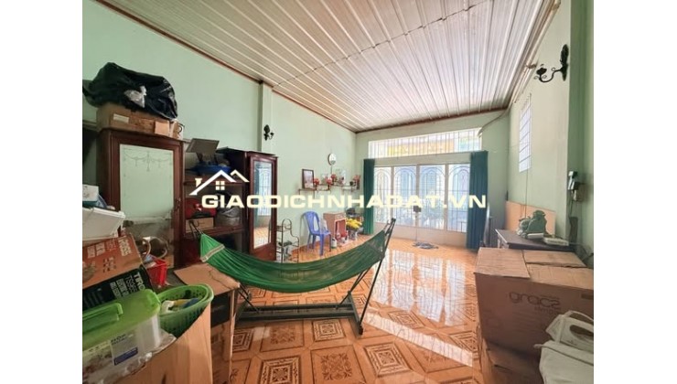 Nhà Đường Lạc Long Quân Quận Tân Bình Phường 11 Cũ.