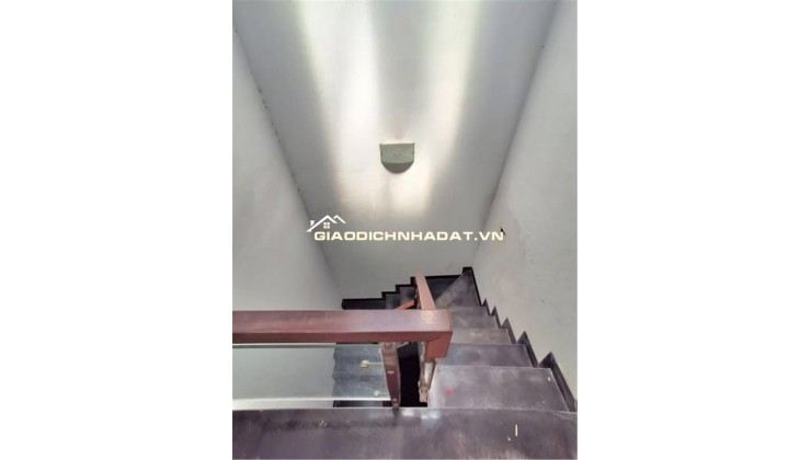 Nhà Đường Nam Kỳ Khởi Nghĩa Quận 3 Phường Võ Thị Sáu Cũ.