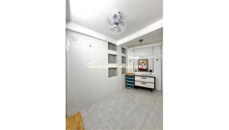 Nhà Đường Tô Hiến Thành Phường 15 Cũ Quận 10.