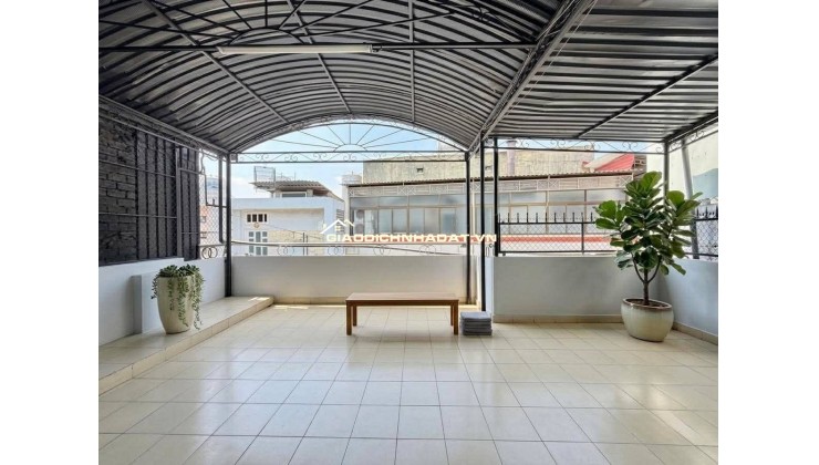 Nhà Đường Lê Quang Định Phường 11 Cũ Quận Bình Thạnh.