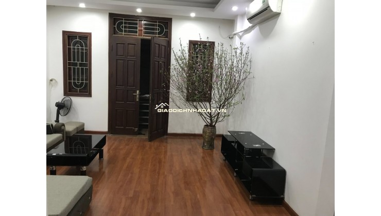 Bán nhà thái hà 65m2 khu phân lô ô tô tránh . chủ đang cho thuê 100m/ tháng