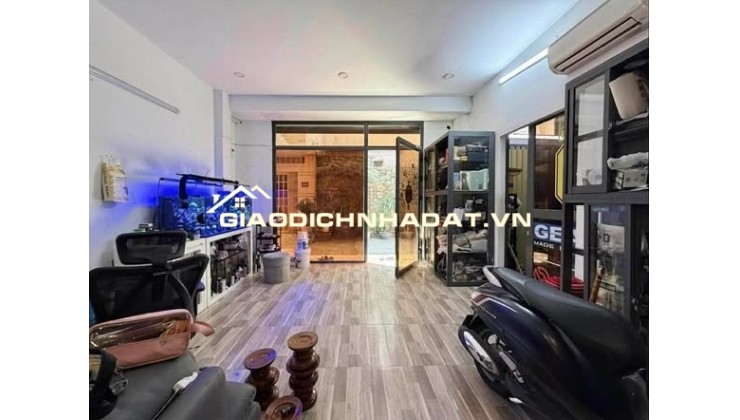 Nhà Đường Lê Quang Định Phường 11 Cũ Quận Bình Thạnh.