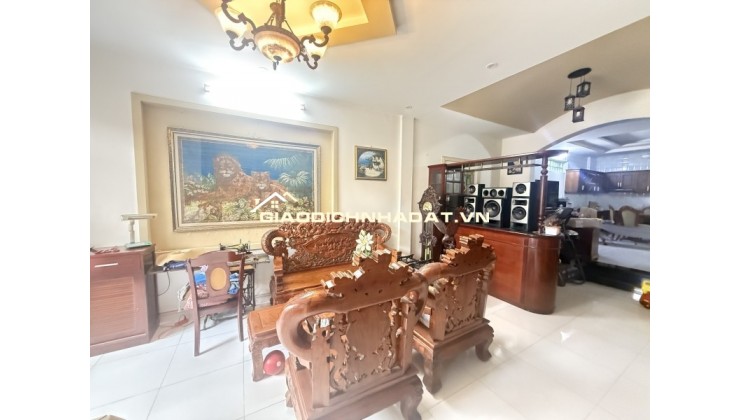 Bán Biệt Thự Mặt Tiền Linh Đông Thủ Đức -243m2 ngang 7m  - Vừa Ở Vừa Kinh Doanh - 36 Tỷ