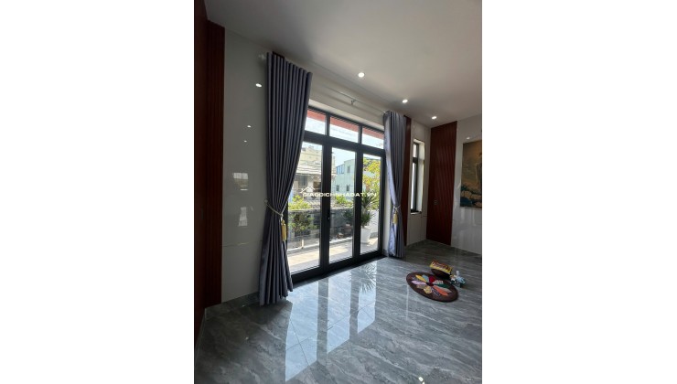 Bán nhà 2 tầng chỉ 7 tỷ 95 ngay trung tâm quận Cẩm Lệ, Đà Nẵng