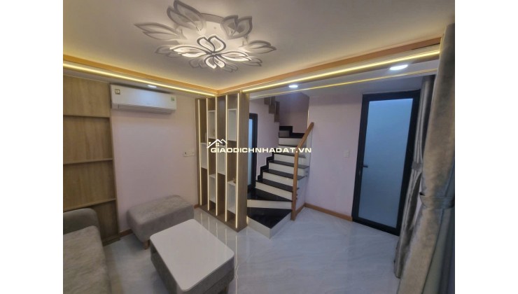 Chỉ 5 tỷ mua được căn nhà ngay trung tâm 126A/1 Nguyễn Cư Trinh Q1