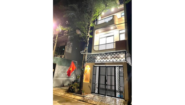 NHÀ ĐẸP FULL NỘI THẤT - 3 TẦNG - 4PN- GẦN ĐƯỜNG LIÊN PHƯỜNG + VD3 - NHẸ 6 TỶ