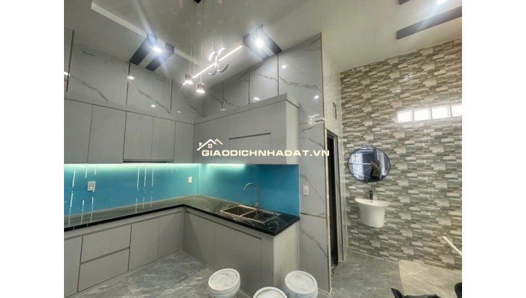  HÀNG HIẾM - NHÀ ĐẸP HẺM KINH DOANH THÔNG TRƯƠNG THỊ HOA - Q12-NGANG ĐỈNH 5m - 4 TẦNG KIÊN CỐ - FULL NỘI THẤT