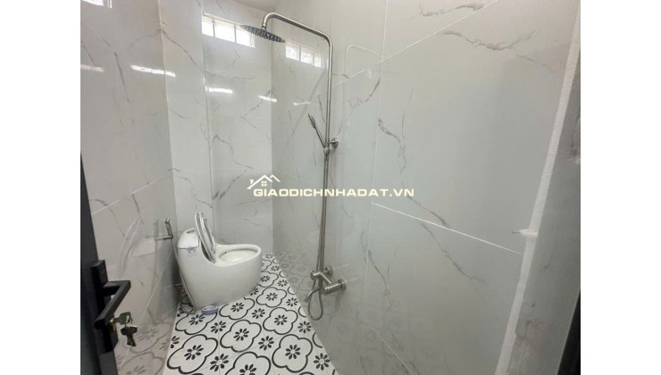  HÀNG HIẾM - NHÀ ĐẸP HẺM KINH DOANH THÔNG TRƯƠNG THỊ HOA - Q12-NGANG ĐỈNH 5m - 4 TẦNG KIÊN CỐ - FULL NỘI THẤT