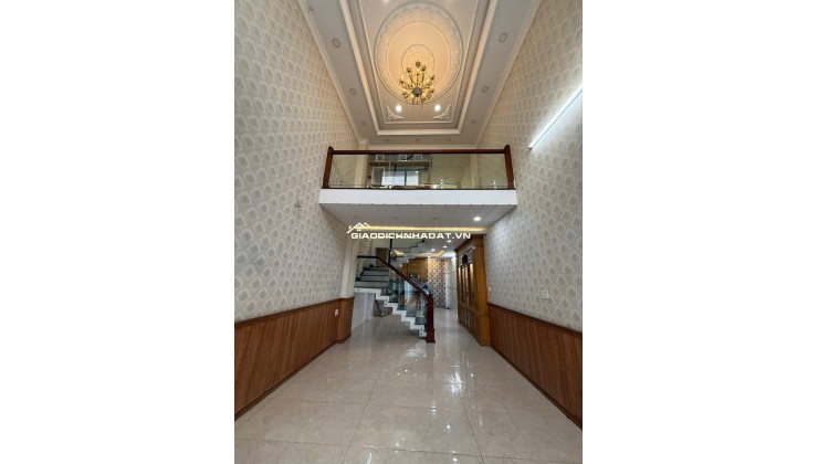 GIẬT MÌNH VỚI CĂN NHÀ 5 TẦNG NGAY TRƯỜNG CHINH – GIÁ CHỈ 9.9 TỶ