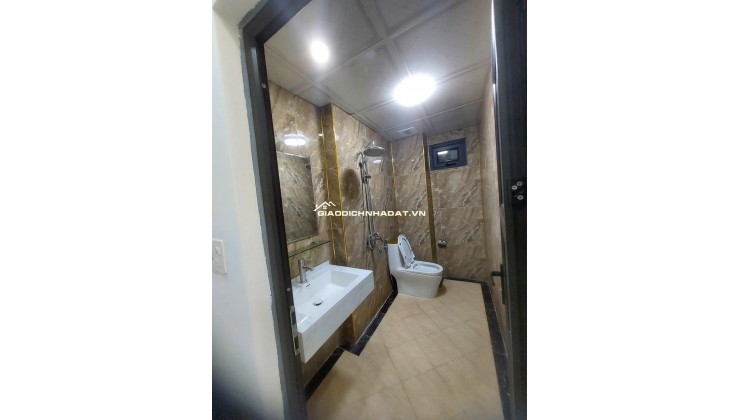 (Khương Trung) Nhà đẹp 32m², 5 tầng, MT 4.5m, gần ô tô. Giá: 8.9 tỷ