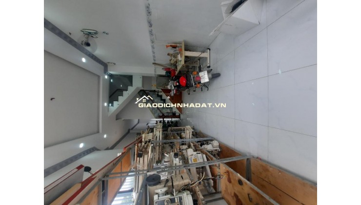 Bán nhà view sông, gần Quận 5, 3 tầng, Quận 8, 3.5x18, 6.x tỷ.