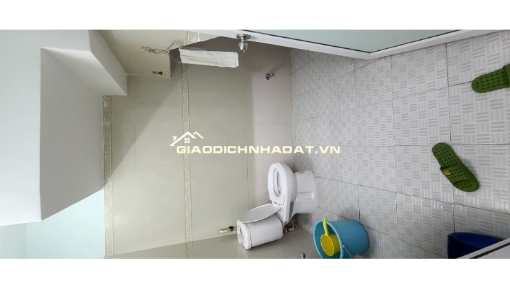 Bán nhà 3 tầng, Quận 8, hẻm 6m, gần Võ Văn Kiệt, 3.6x14, nhỉnh 5 tỷ.
