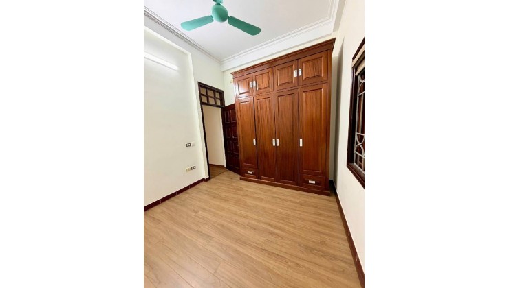 [VỊ TRÍ ĐỘC TÔN] TÂY MỖ | 45M2 | Sát mặt phố lớn | Gần ô tô tránh | Ngõ trước nhà sh quay đầu thoải mái