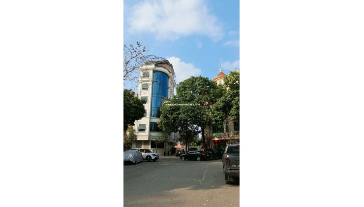 Khuôn tiền 13 tỷ - Nhà Mới Thang Máy Phố Sài Đồng 
50M2- 7 TẦNG THANG MÁY- Ô TÔ TRÁNH