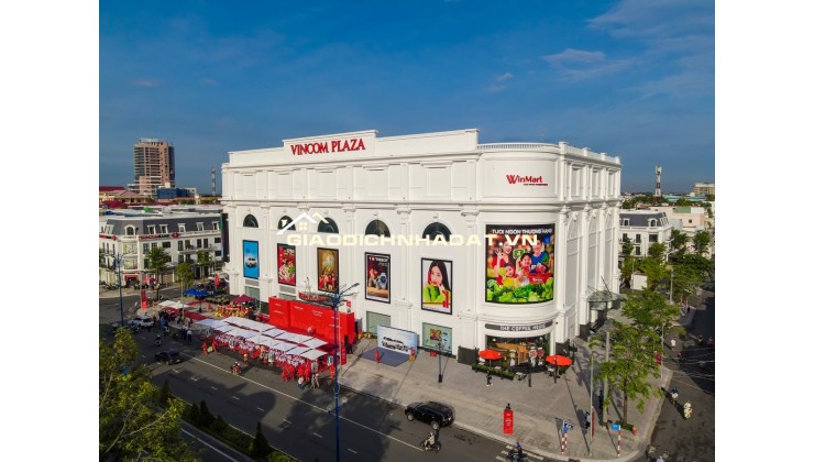 Nhà mới 100%,gần VinCom,sổ hồng thổ cư,sở hữu lâu dài 4,5 tầng thiết kế phong cách Châu Âu cao cấp