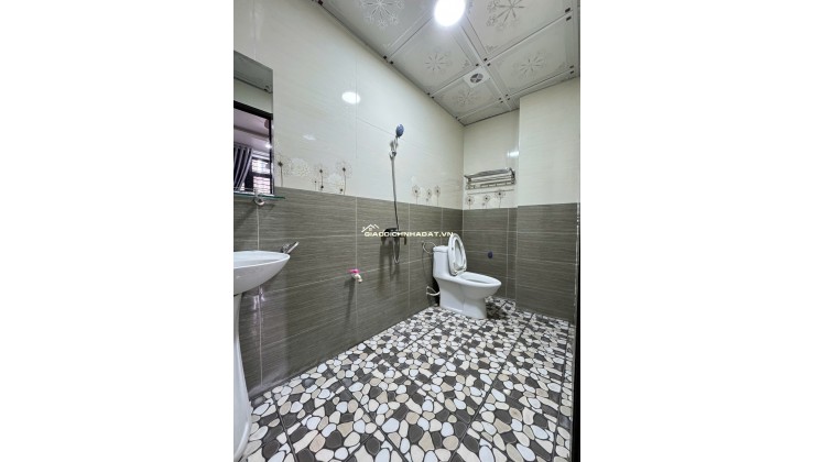 Bán nhà 5 tầng full nội thất phố Văn Phú - Hà Đông 7,3 tỷ