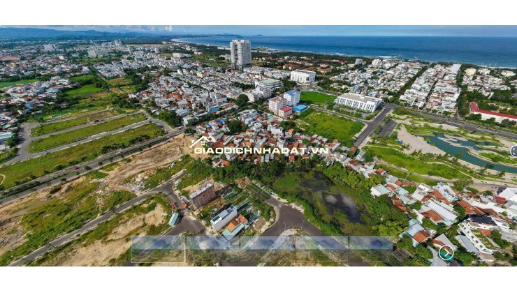 Bán khách sạn MT Trần Phú gần Vincom,thiết kế 23 phòng gần biển,sổ hồng lâu dài,kinh doanh sầm uất