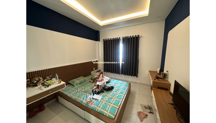 (Tin thật 100%) Bán nhà 146m2 (5x28) mặt tiền Tân Sơn - Xây 8 lầu - Rẻ hơn TT 20% - HH MG