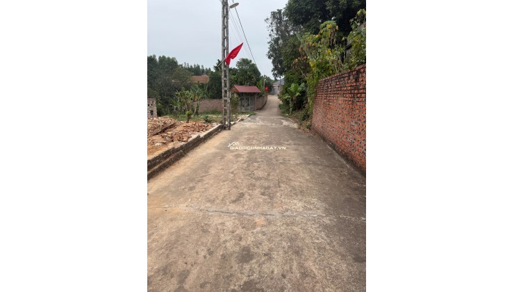 Bán Lô đất 1270m2, Mặt Tiền 45m. Tại Nhã Nam, Tân Yên,Bắc Giang. giá 2,8 tỷ