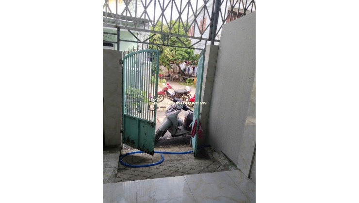 Cho thuê nhà nguyên căn ngay chợ Long Thạnh, xã Cần Giờ 70m2 chỉ 9tr/th. Lh:0932234469.