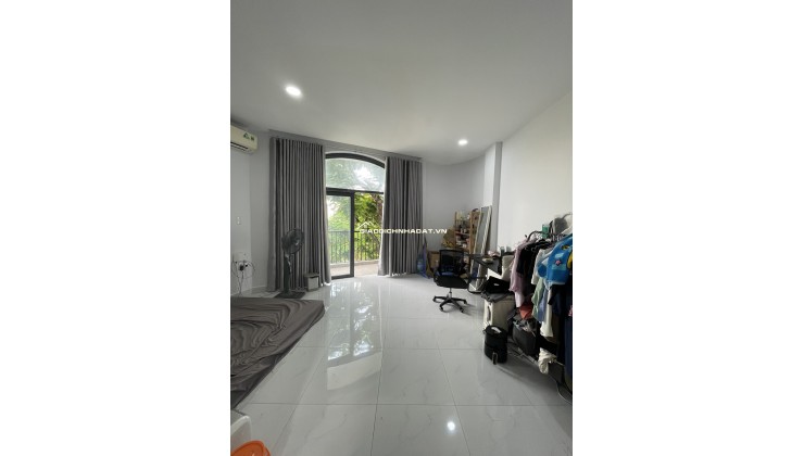 Chính chủ bán nhà mặt tiền 275 Hoàng Sa, P.Tân Định, Q1, HCM