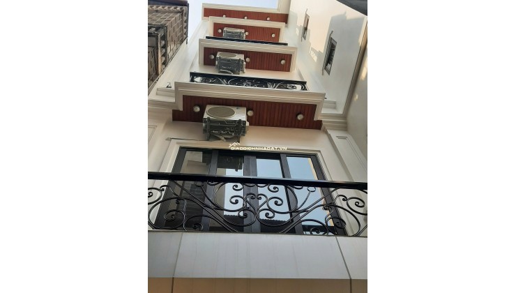 Bán nhà phân lô phố Pháo Đài Láng kinh doanh sầm uất