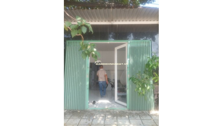 CẦN BÁN GẤP CĂN NHÀ MẶT TIỀN ĐƯỜNG CHUYÊN DÙNG 9 QUẬN 7. LH:0965194239.