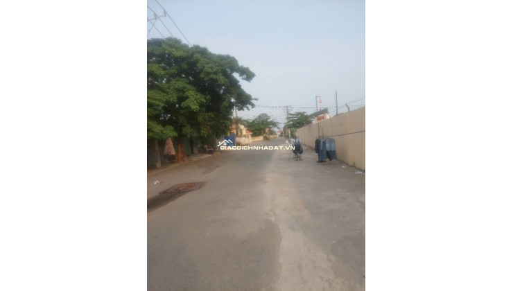 CẦN BÁN GẤP CĂN NHÀ MẶT TIỀN ĐƯỜNG CHUYÊN DÙNG 9 QUẬN 7. LH:0965194239.