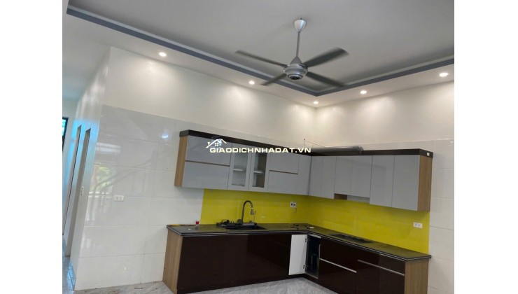 NHÀ ĐẸP  - GIÁ TỐT Chính Chủ Cần bán nhanh căn nhà tại xã Tam Đảo tỉnh Vĩnh Phúc