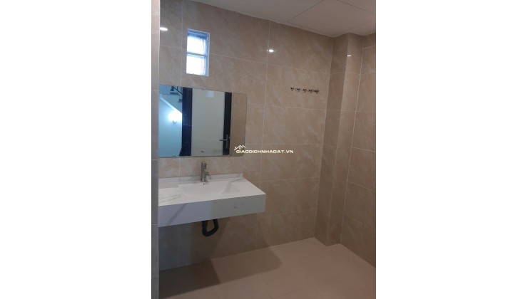 Bán tòa nhà văn phòng khu đấu giá 3ha phố Đức Diễn cách Hồ 50m