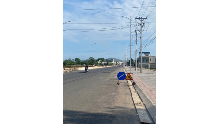 Bán đất nền thổ cư, diện tích 182 m2, sổ đỏ riêng, đường Hương Lộ 2