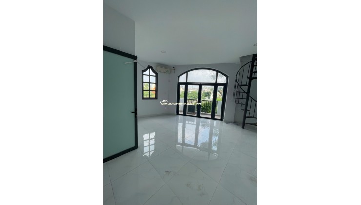 Chính chủ bán nhà mặt tiền 275 Hoàng Sa, P.Tân Định, Q1, HCM